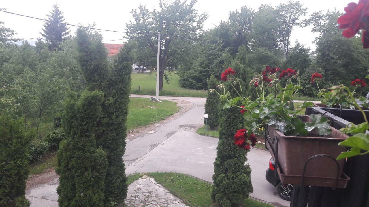 Apartment Plitvicka Jezera Smoljanac Kültér fotó